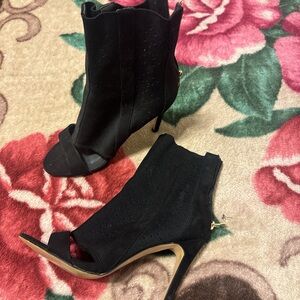 Sleek Black Stiletto Heeled Boots